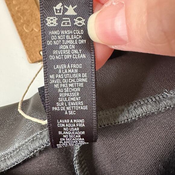 NWT Skims SET Soot Faux Leather Long Sleeve High Neck Bodysuit Biker Shorts XS - Picture 10 of 16